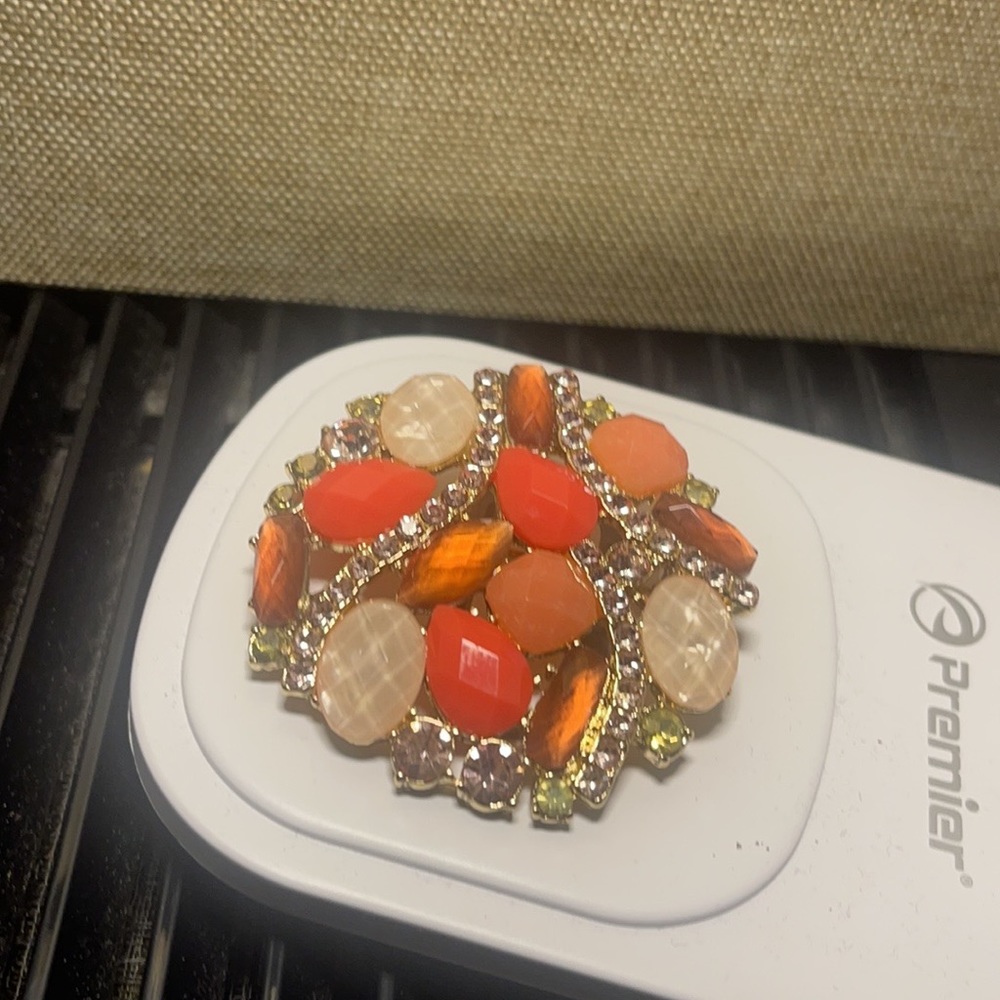 NAPIER Orange 🍊 Women’s Brooch